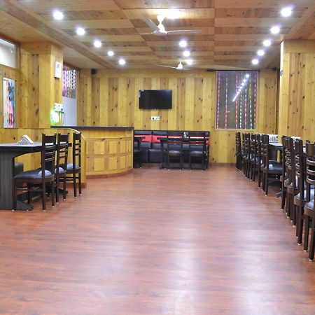 Hotel Apple Nest Manāli Екстериор снимка