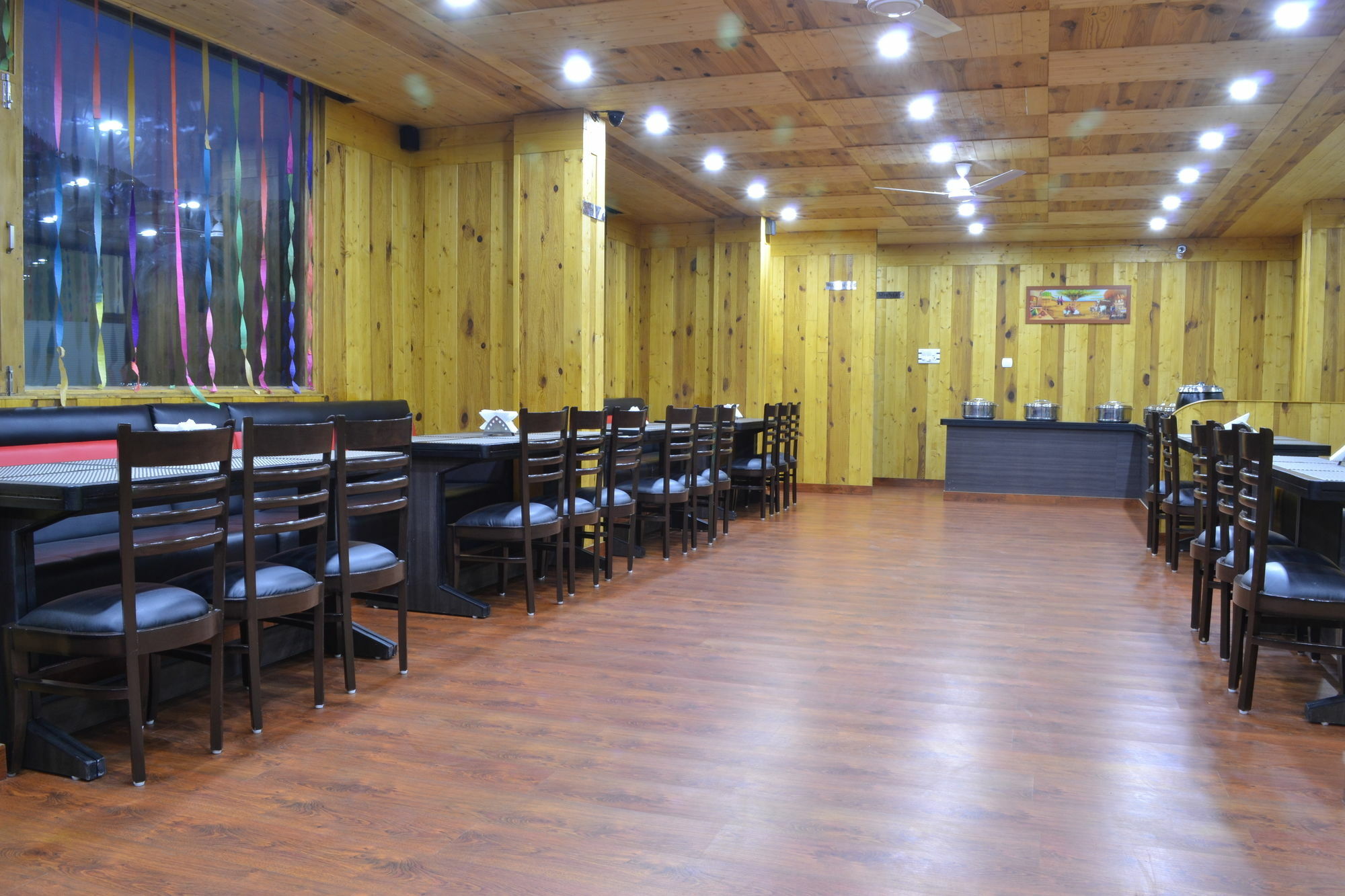 Hotel Apple Nest Manāli Екстериор снимка